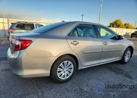 2013 Toyota Camry L z USA, uszkodzony, nr VIN 4T4BF1FK4DR334814